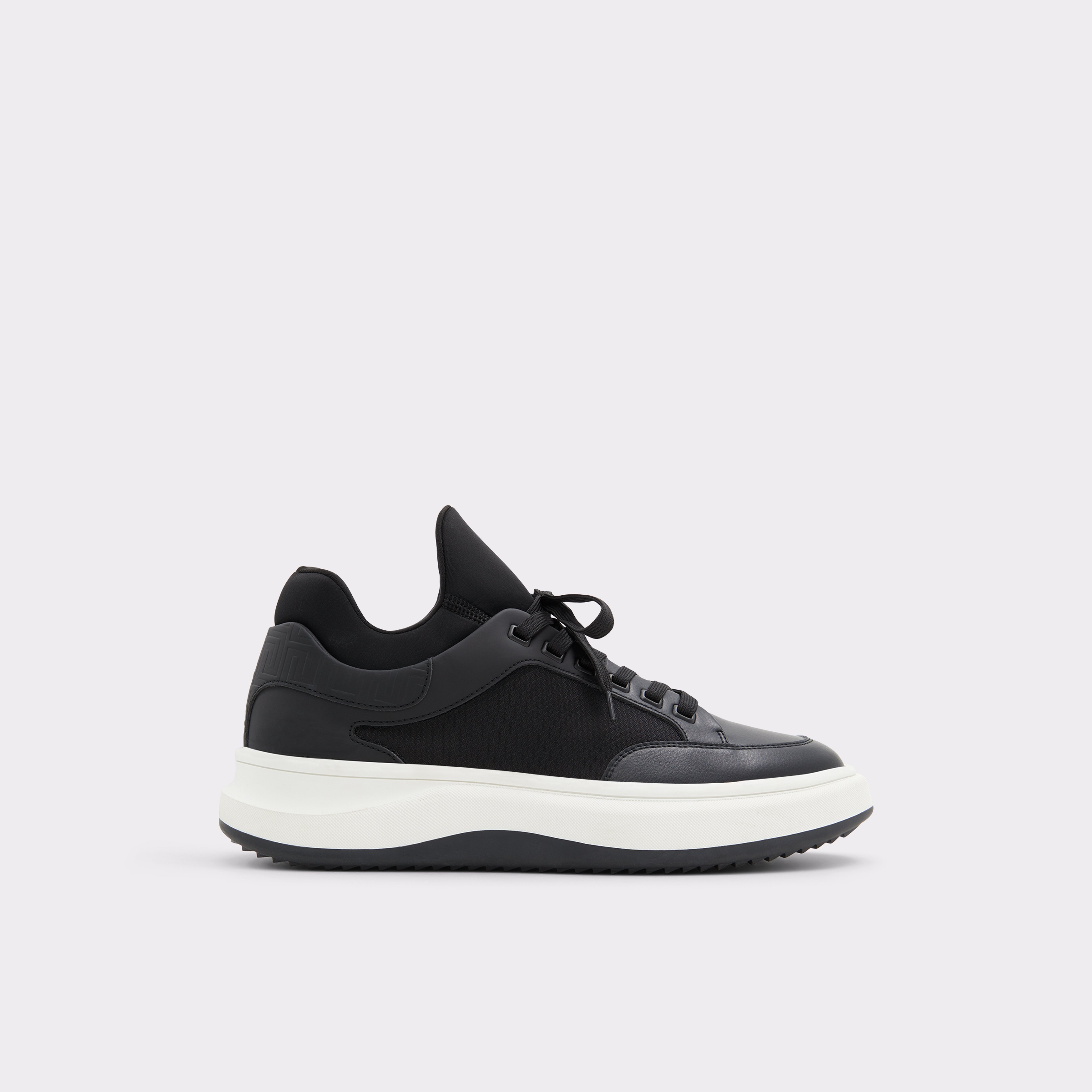Embossed Black Low-Cut Sneaker with Jogger Sole | Hyperspec - SOLZ9407