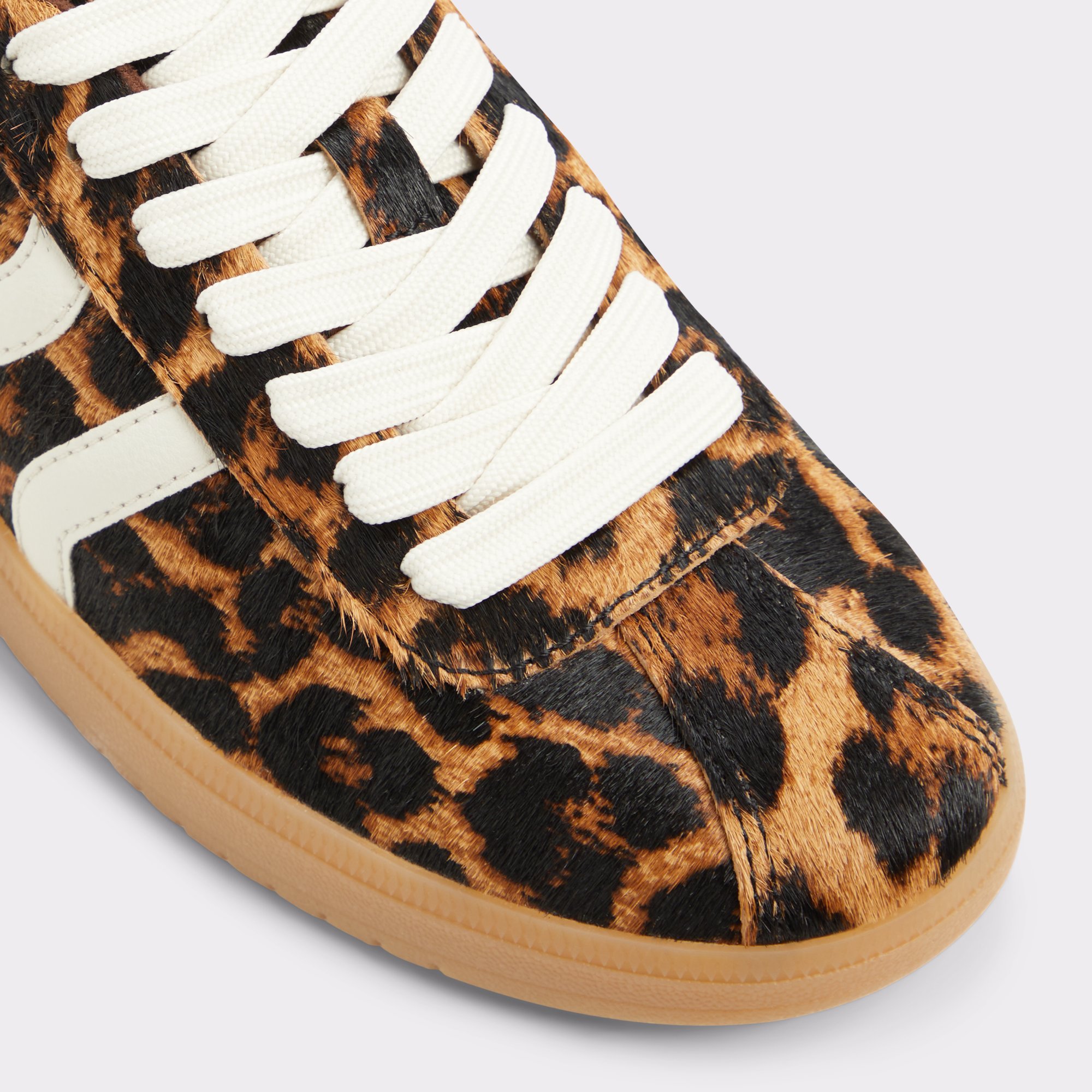 Vintage-Style Multi-Color Pony Hair Leather Low Top | Chicsneaker - SOLZ1227 - Image 5